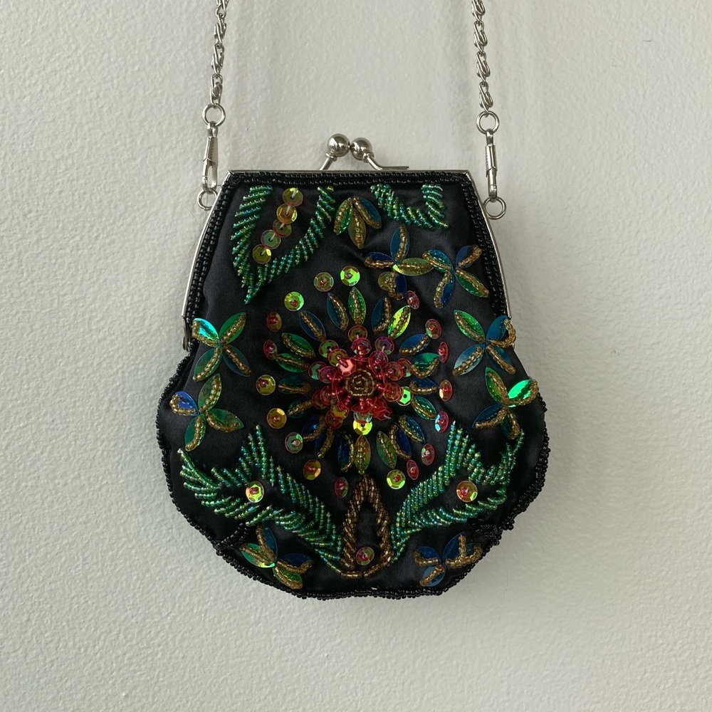Floral beaded crossbody purse